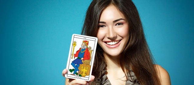 Tarot: ¡El Emperador tiene el poder!
